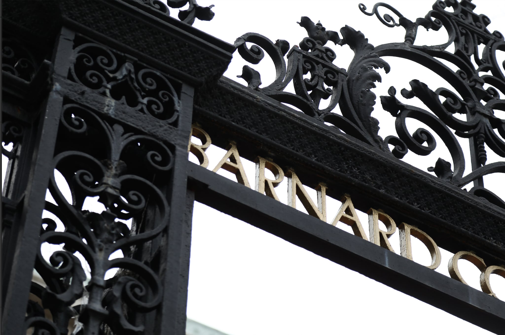 Barnard affirms ICE cannot enter campus without warrant, addresses heightened security measures in collegewide email