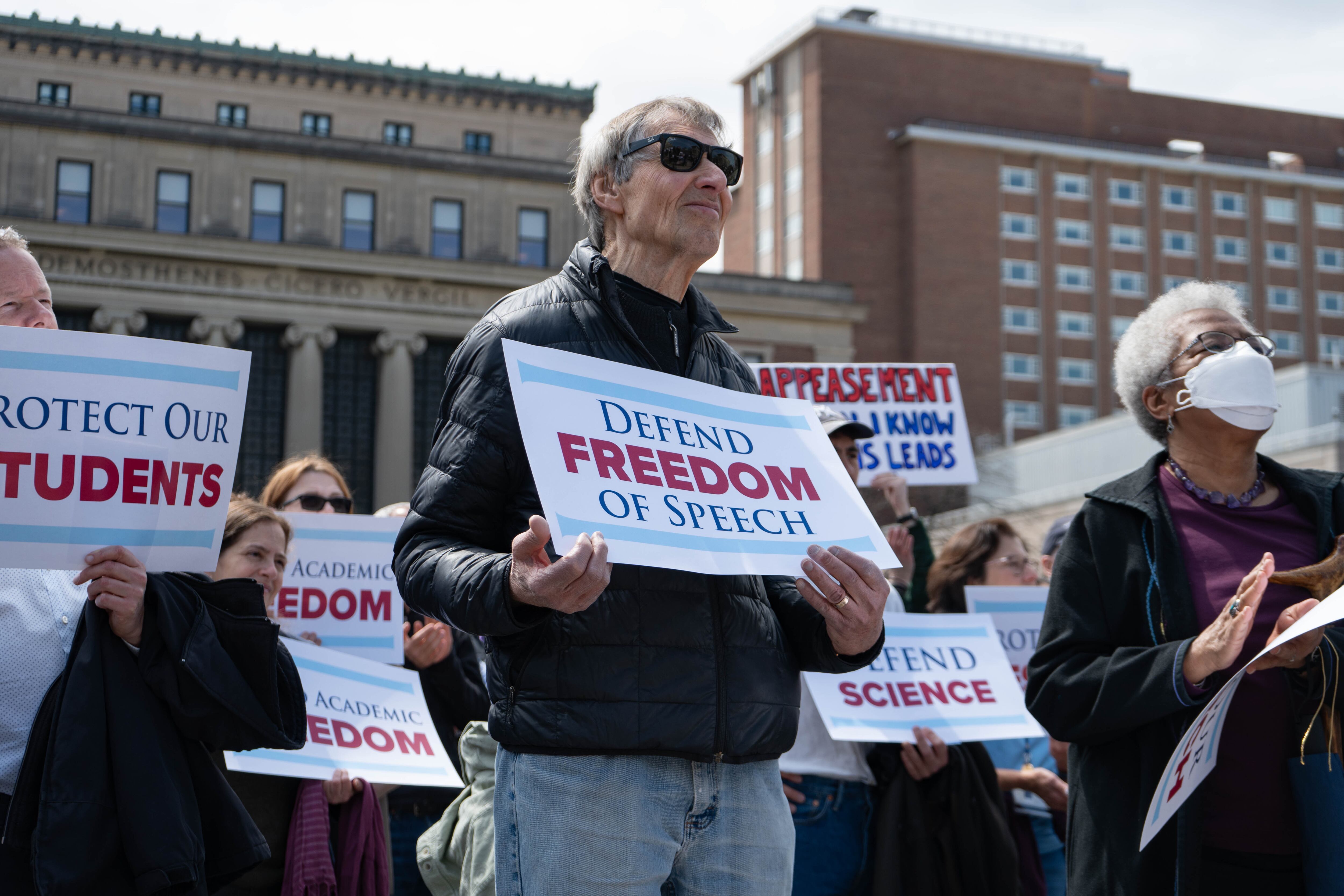 Student journalists, organizers express concern for free expression at Columbia and Barnard amid immigration crackdown and University discipline